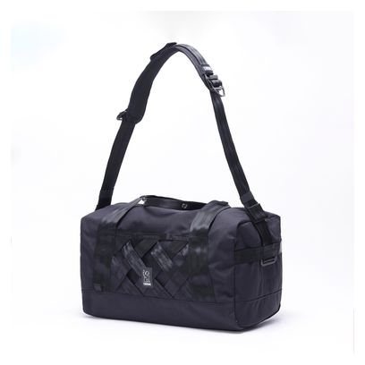 Chrome Barrage 32L Duffle Sport Bag Black | Alltricks.com