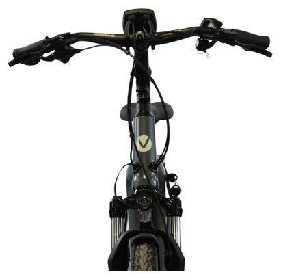 Produit reconditionné - VTC électrique Vélo de Ville AEB 490 - Très bon état