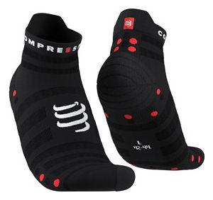 Paar Compressport Pro Racing Socken v4.0 Ultralight Run Low Schwarz