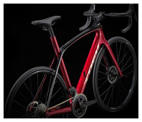 Bicicleta de carretera Trek Domane SL 6 eTap 2022 rojo carmesí / negro