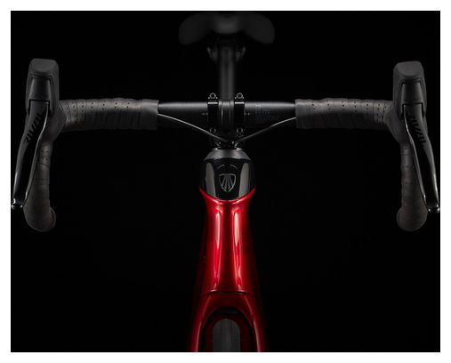 Trek Domane SL 6 eTap 2022 Road Bike Crimson Red / Black