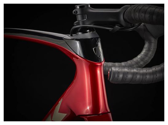 Bicicleta de carretera Trek Domane SL 6 eTap 2022 rojo carmesí / negro