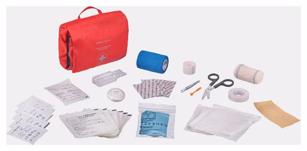 BMW € Kit di Primo Soccorso da Viaggio + Borsellino Nero (71 10 7 263 439
