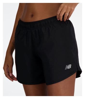 New Balance Sport Essentials 5in Shorts Schwarz Damen