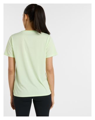 New Balance Sport Essentials Women's Green short sleeve jersey