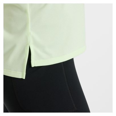 New Balance Sport Essentials Women's Green short sleeve jersey
