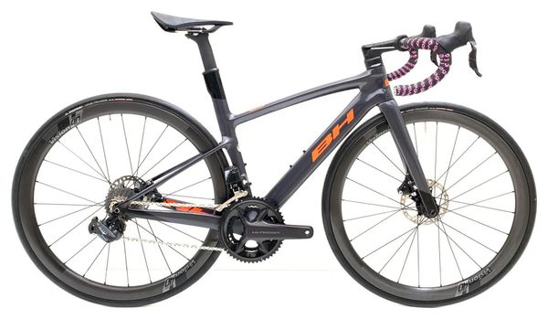 Produit reconditionné · BH G8 Carbone Di2 11V · Gris / Vélo de route / BH | Très bon état