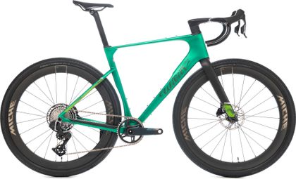 Bicicletta gravel Wilier Triestina Rave SLR ID2 con Sram Force XPLR AXS 13 velocità, 700 mm, colore Pixel Green, 2026