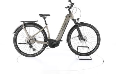 Produit reconditionné - Cube Kathmandu Hybrid Pro 750 Vélo Entrée basse  - Très Bon Etat