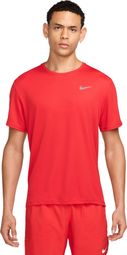 Heren Nike Dri-Fit UV Miler Red Jersey met korte mouwen