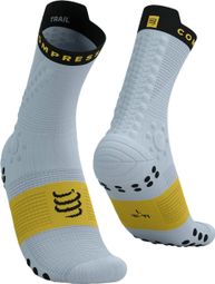 Calcetines Compressport Pro Racing V4.0 Trail Gris/Amarillo