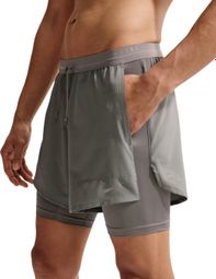 Pantaloncini 2 in 1 Nike Stride 5in Grigi da uomo
