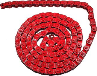 Chaine rouge à demi maillon pour vélo fixie .