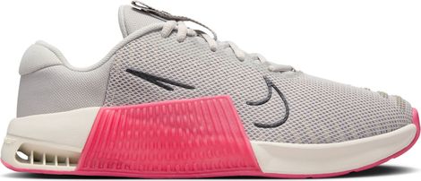 Nike Metcon 9 Trainingsschuh Grau/Rot Damen