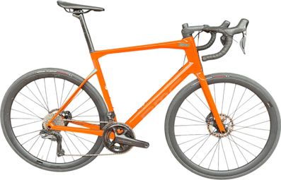 BMC Roadmachine One Road Bike with Shimano Ultegra Di2 12-Speed, 700 mm, Apricot Orange, 2023, Size 58, 184/192 cm - Refurbished Product