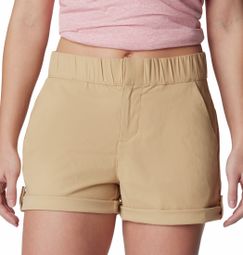 Columbia Women's Firwood Camp II Beige Shorts