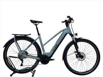 Produit reconditionné . Cube Kathmandu Hybrid One 625  Shimano Deore 2024 . Vélo électrique . Cube . très bon état