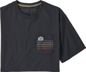 Patagonia Line Logo Ridge Stripe Organic Pocket T-Shirt Schwarz