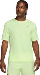 Maillot de manga corta Nike <strong>Dri-Fit ADV</strong> Solar Chase Verde, hombre