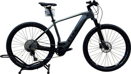 produit reconditionné . Cube Reaction Hybrid Pro 625 Shimano Deore 2022 . VTT électrique . Cube . très bon état