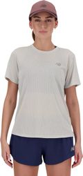 Camiseta de running New Balance RC Essential gris para mujer