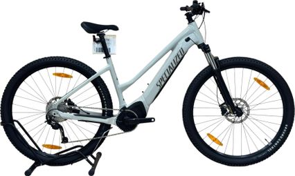 produit reconditionné . Specialized Turbo Tero 3.0 Shimano Alivio 2023 . VTT électrique . Specialized . très bon état