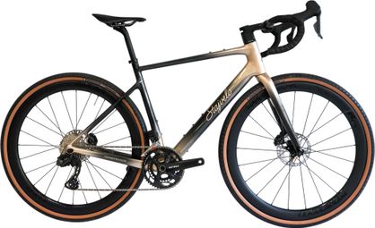 Vélo de Gravel Stajvelo Roccheta Gravel Shimano GRX Di2 12v Beige 2025