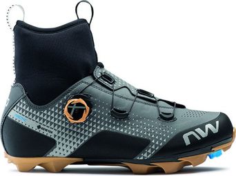 Par de zapatillas MTB Northwave Celsius XC Arctic GTX gris reflectante