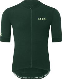Maillot de manga corta con cuello en arco de merino verde para hombre