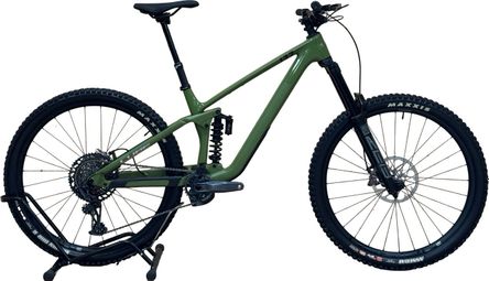 produit reconditionné . Cube Stereo UN77 C:68 TM Sram GX 2024 . VTT . Cube . très bon état