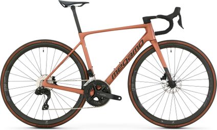 Megamo Raise 15 racefiets Shimano 105 Di2 12V 700 mm Bruin 2026