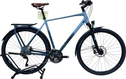 produit reconditionné . Cube Kathmandu SL Shimano XT 2022 . Vélo trekking . Cube . très bon état