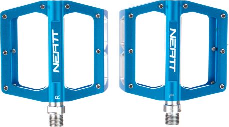 Pair of Neatt Attack V2 8 Pin Flat Pedals Blue