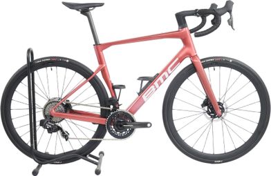 Produit Reconditionné · Vélo de route BMC Roadmachine 01 Three 2024 · Très bon état