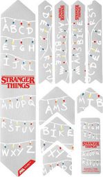 Kit de protección extra de  All MountainStyle Luces Stranger Things