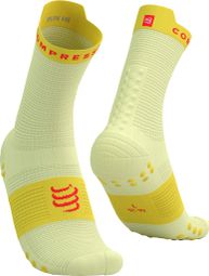 Compressport Pro Racing V4.0 Run High Socken Gelb/Grün