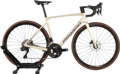 Produit Reconditionné · Vélo de route MEGAMO Raise 15 2026 · Très bon état