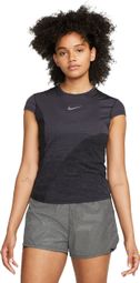 Camiseta de manga corta Nike Dri-Fit Run Division Mujer Negra