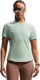 Maglia a maniche corte Nike Swift verde da donna