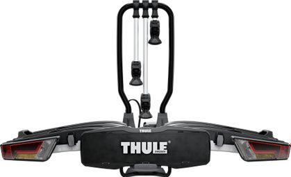 Portabici Thule EasyFold XT 3 bici montato su gancio di traino 13 pin