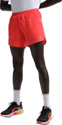 Nike Stride 5in korte broek voor heren, rood