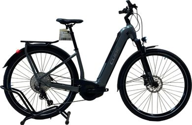 produit reconditionné . Cube Kathmandu Hybrid Pro 625 Shimano Deore 2024 . Vélo électrique . Cube . très bon état