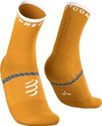 Compressport Pro Marathon V2.0 Socks, Orange/White