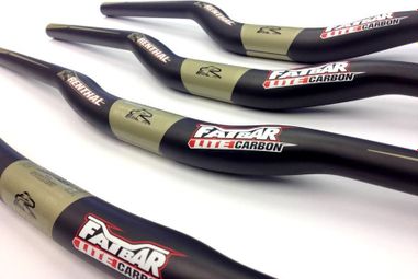 RENTHAL Cintre FATBAR LITE Carbone 740mm 31.8 mm