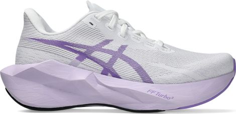 Zapatillas de running Asics Novablast 6 Blanco/Morado para mujer. EMBARGO 01/07/2026