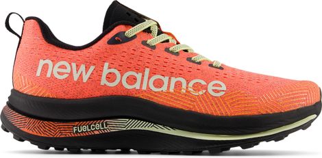 Trailrunning-Schuh New Balance Fuelcell Supercomp Trail Rot Schwarz
