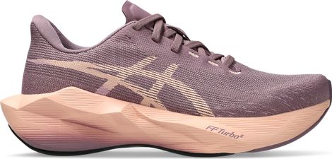 Zapatillas de running Asics Novablast 6 moradas/coral para mujer. EMBARGO 01/07/2026