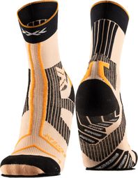 X-Socks Trailrun Terraskin Expert Crew Perzik/Zwart Sokken