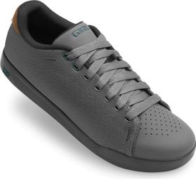 Pair of Giro DEED Shoes Gray