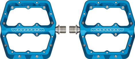 Ein Paar Wolf Tooth Waveform Large Flat Pedals Blau